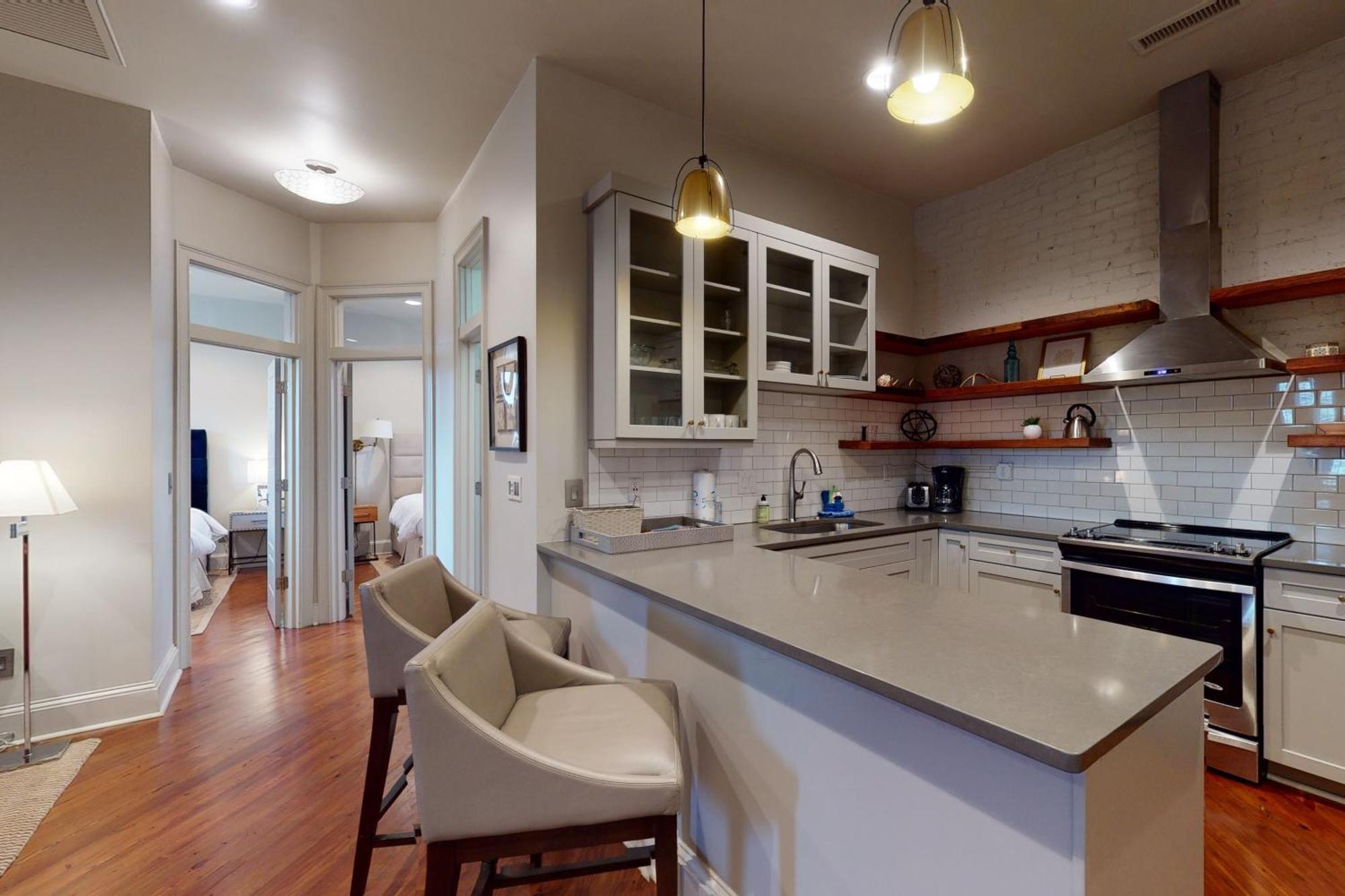 563 King Apartments Charleston Bilik gambar