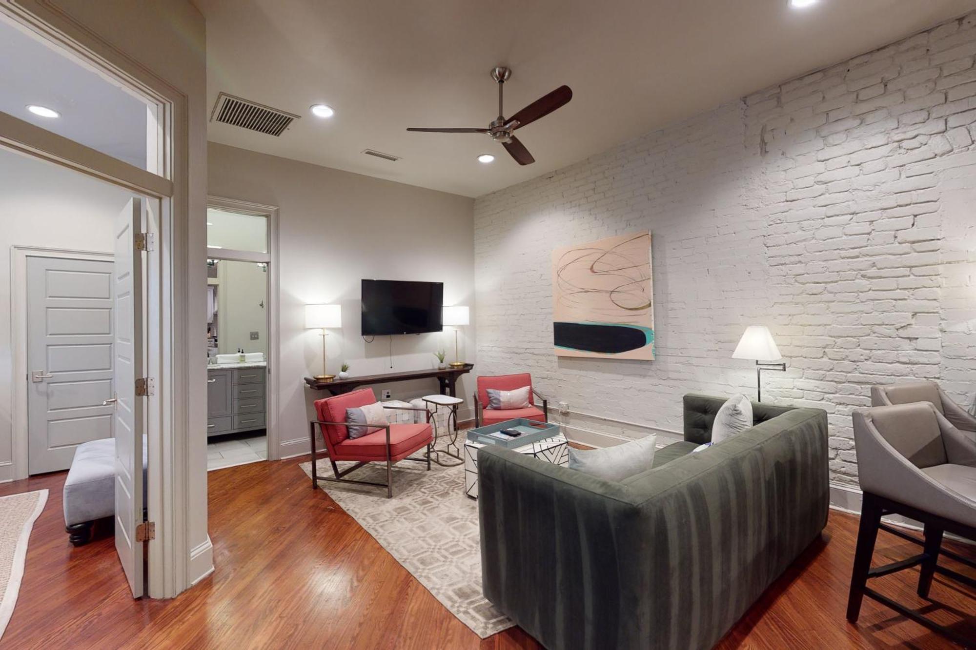 563 King Apartments Charleston Bilik gambar