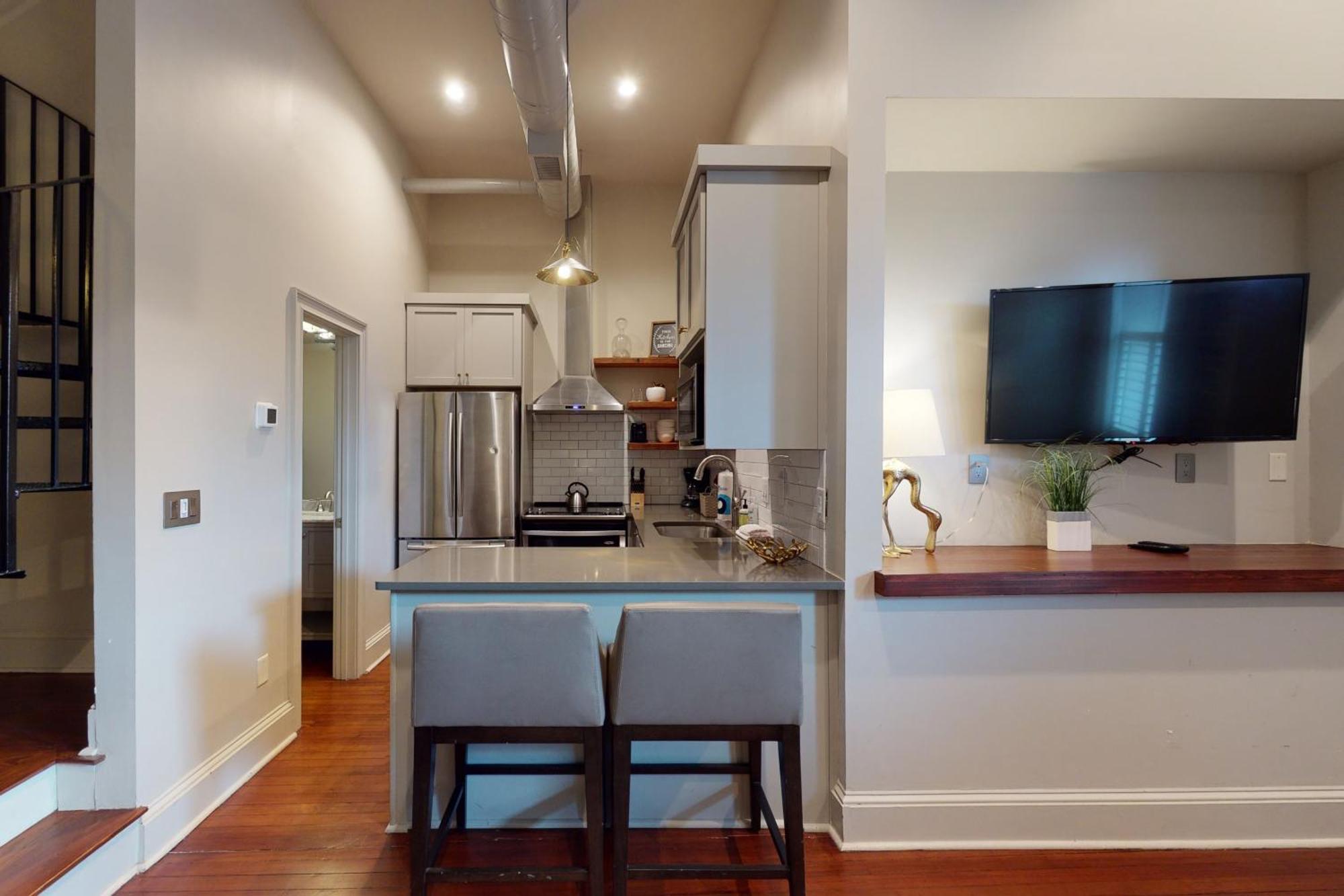 563 King Apartments Charleston Bilik gambar