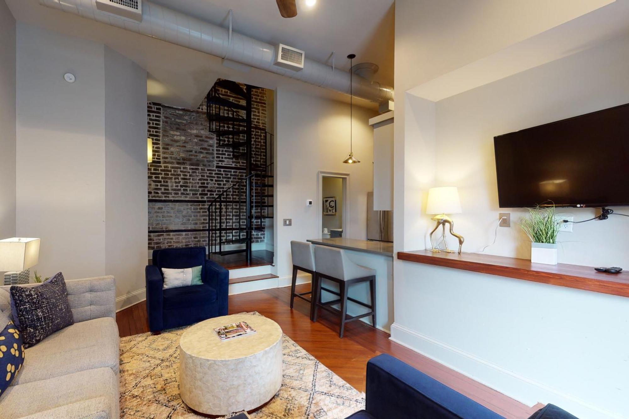 563 King Apartments Charleston Bilik gambar