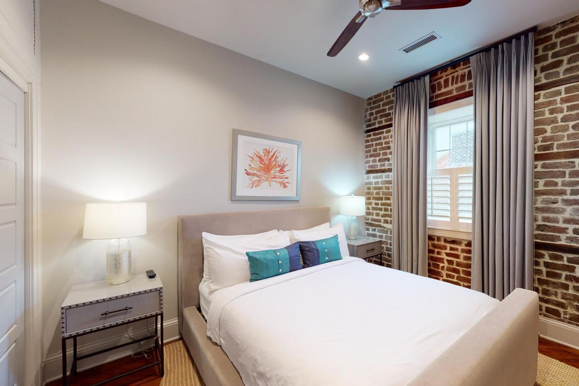 563 King Apartments Charleston Bilik gambar